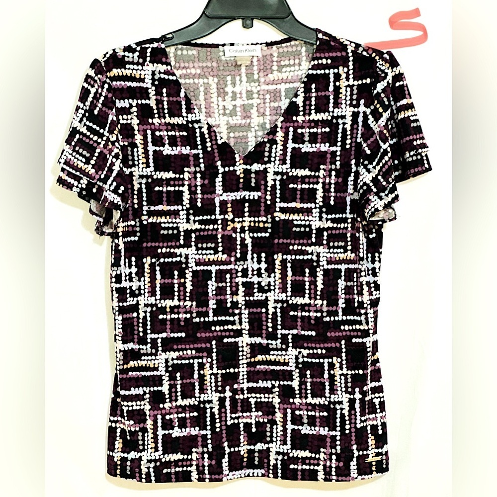 LADIES BLACK TOP WITH RASPBERRY, PURPLE, WHITE & PEACH DOTS